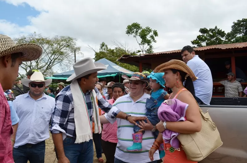 Gobernado de Arauca en la Feria.